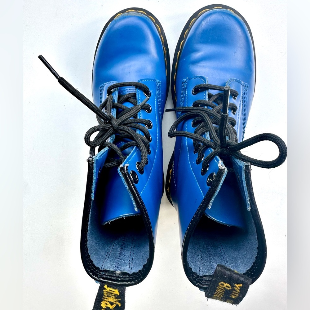 Dr. Martens Blue 1460 Lace-Up Leather Boots, size 5 women, 4 men - Picture 5 of 14
